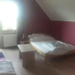 I Monika Bedzino
